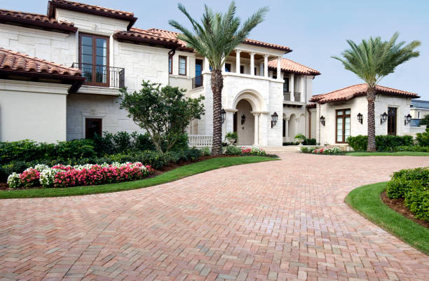 Best Driveway Paving Contractor  in Mosinee, WI